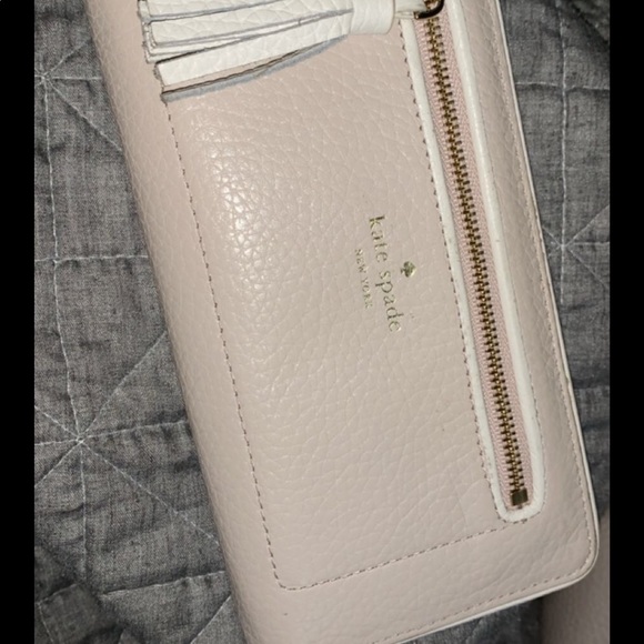 Kate Spade purse and matching wallet - Picture 3 of 5